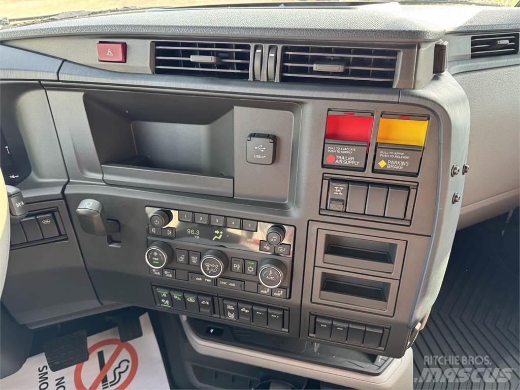 Volvo VNL64T860 Nyergesvontatók