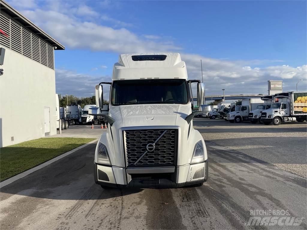Volvo VNL64T860 Nyergesvontatók