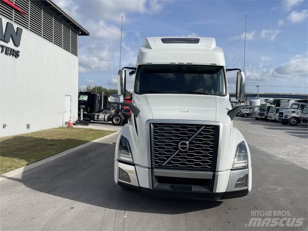 Volvo VNL64T860 Nyergesvontatók