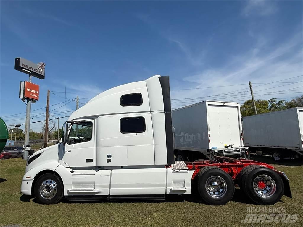 Volvo VNL64T860 Nyergesvontatók