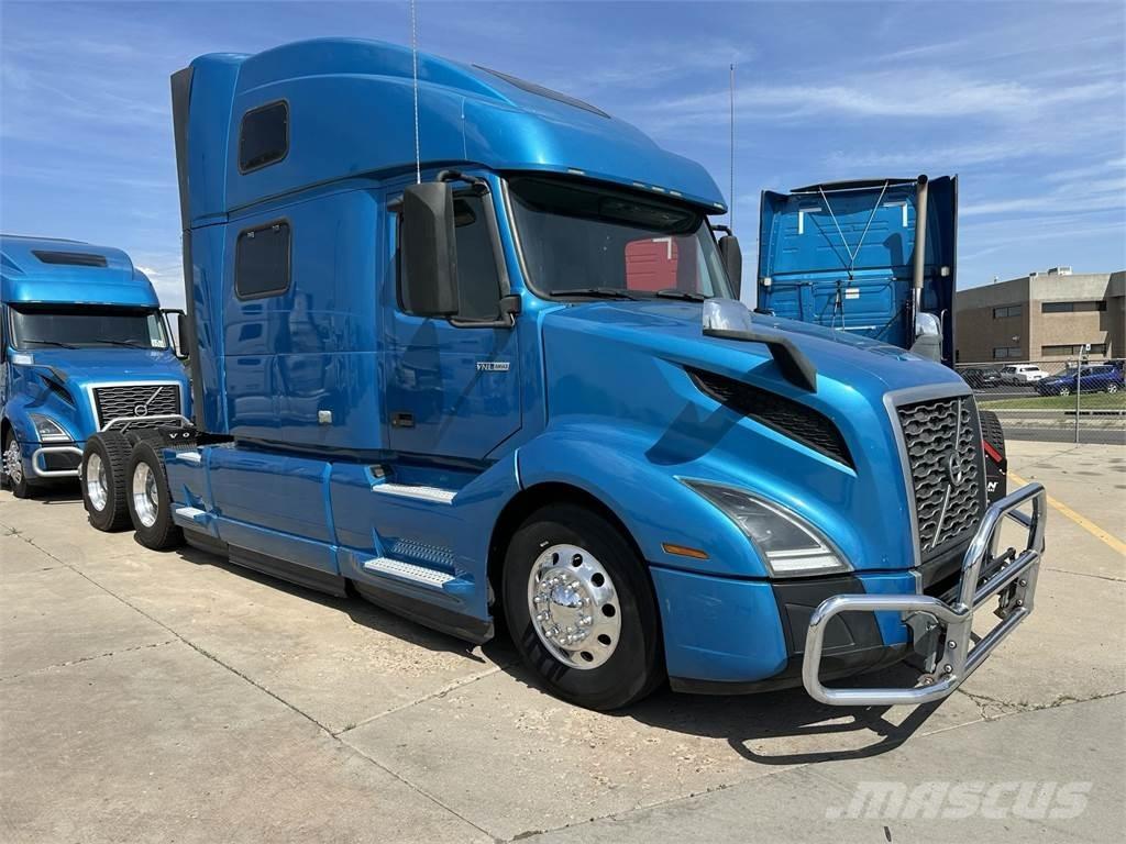 Volvo VNL64T860 Nyergesvontatók