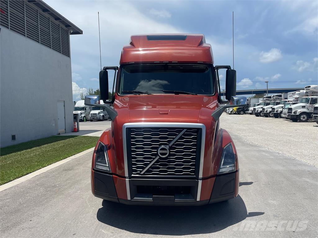 Volvo VNL64T860 Nyergesvontatók