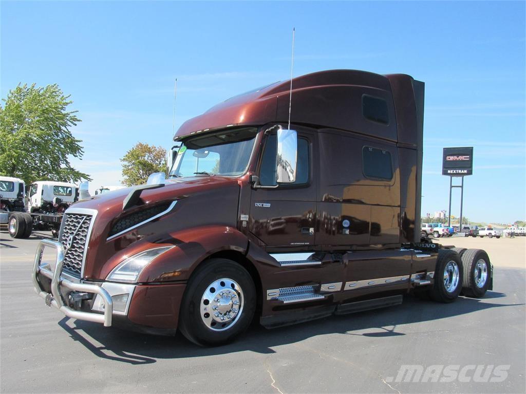 Volvo VNL64T860 Nyergesvontatók