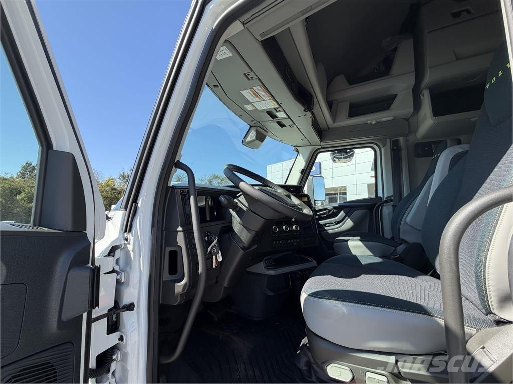 Volvo VNL64T860 Nyergesvontatók