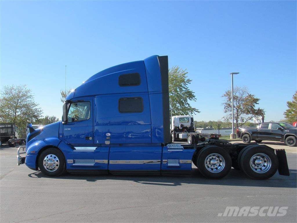 Volvo VNL860 Nyergesvontatók