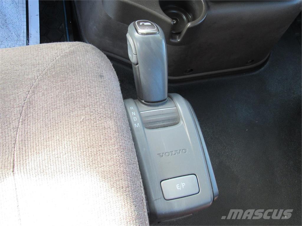 Volvo VNM64T300 Nyergesvontatók