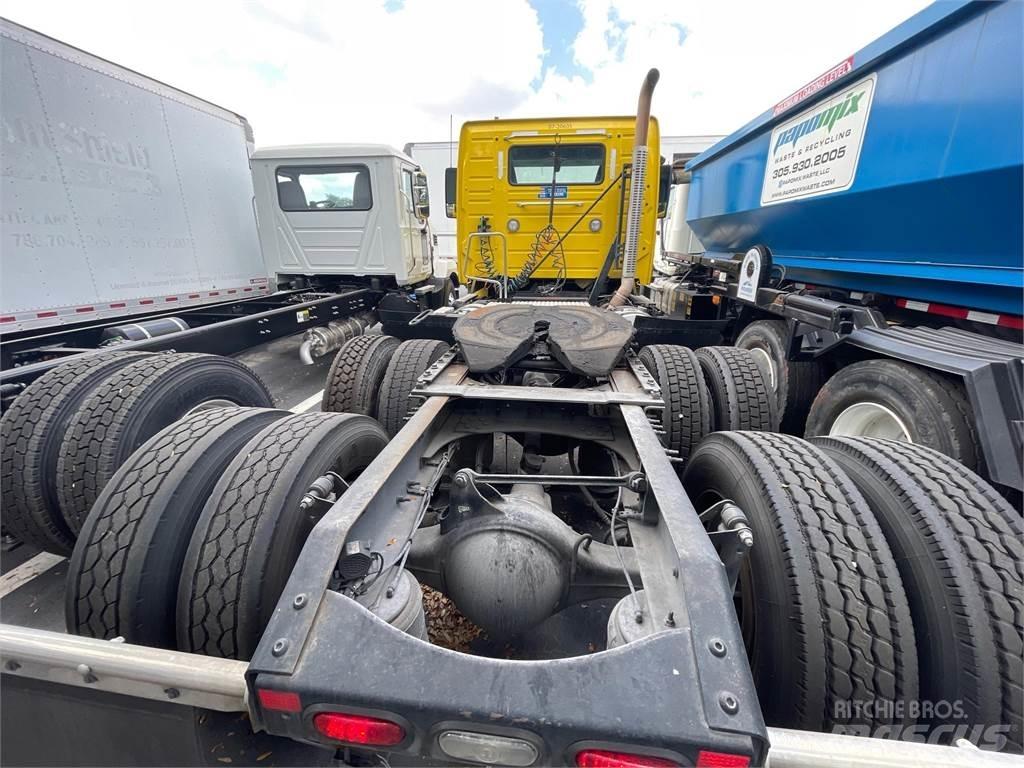 Volvo VNR64T300 Nyergesvontatók