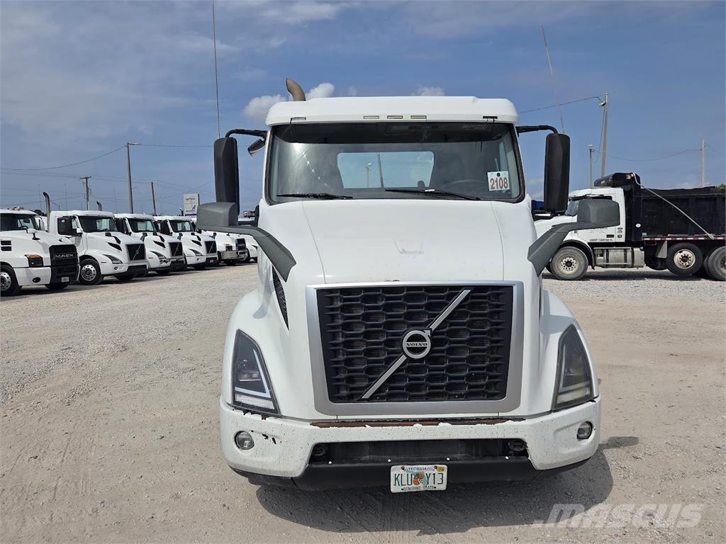 Volvo VNR64T300 Nyergesvontatók