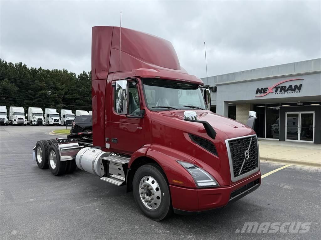 Volvo VNR64T300 Nyergesvontatók