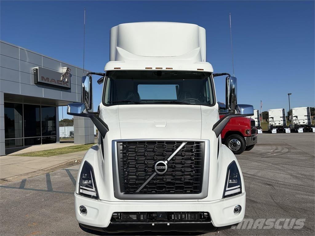 Volvo VNR64T300 Nyergesvontatók