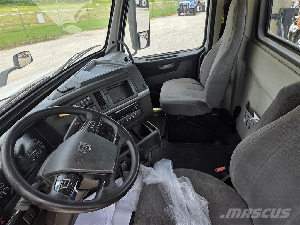 Volvo VNR64T300 Nyergesvontatók