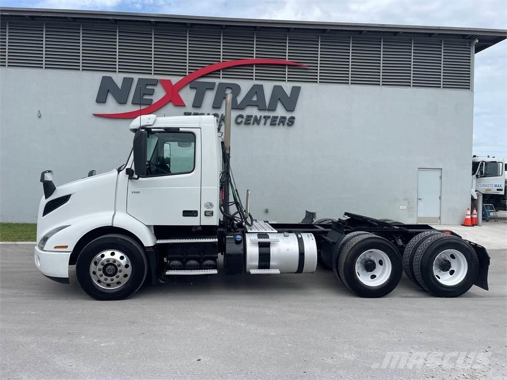 Volvo VNR64T300 Nyergesvontatók