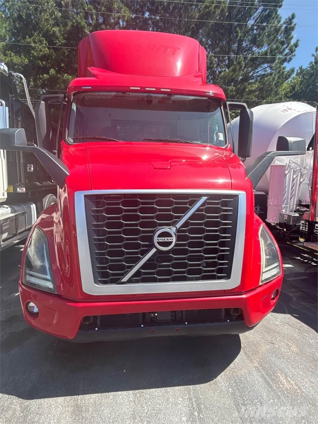Volvo VNR64T300 Nyergesvontatók