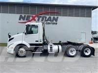 Volvo VNR64T300 Nyergesvontatók