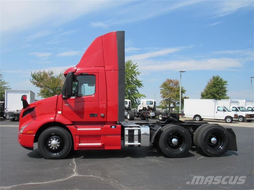 Volvo VNR64T300 Nyergesvontatók