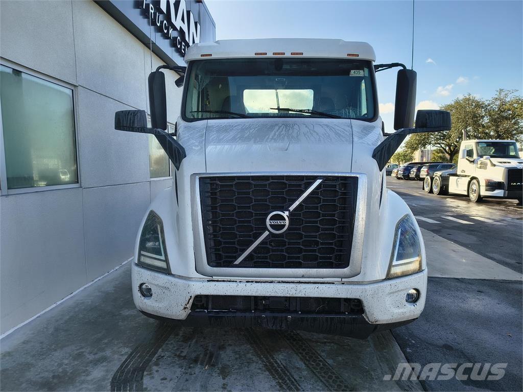 Volvo VNR64T300 Nyergesvontatók