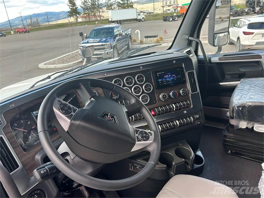 Western Star 49X Nyergesvontatók