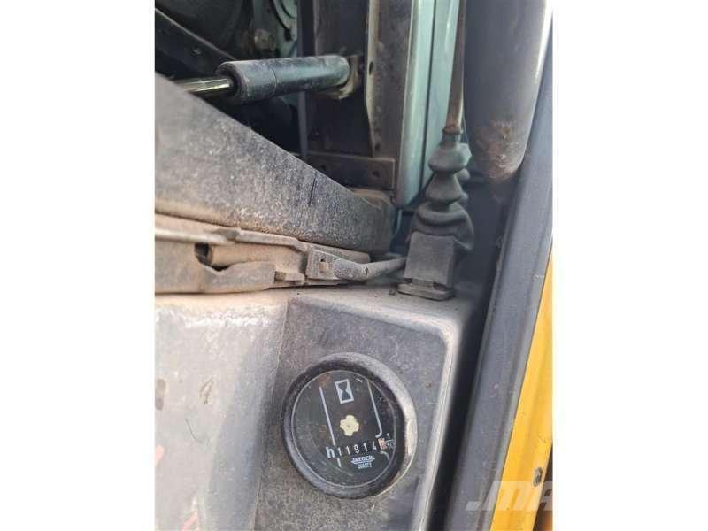 CASE 788-PRR Gumikerekes kotrók