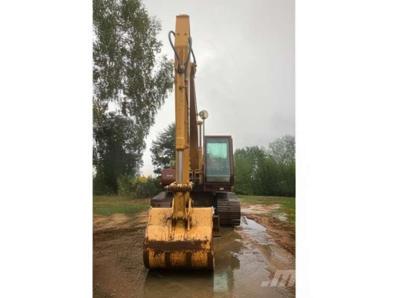 CASE 888CK Gumikerekes kotrók