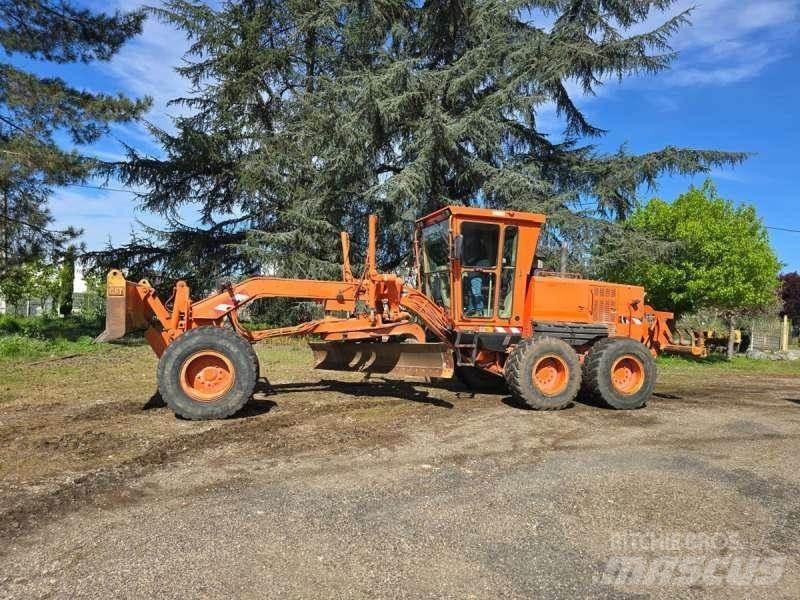 CAT 12H Gréderek