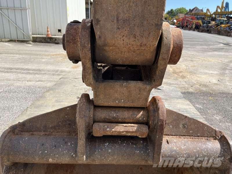 CAT 312C Lánctalpas kotrók