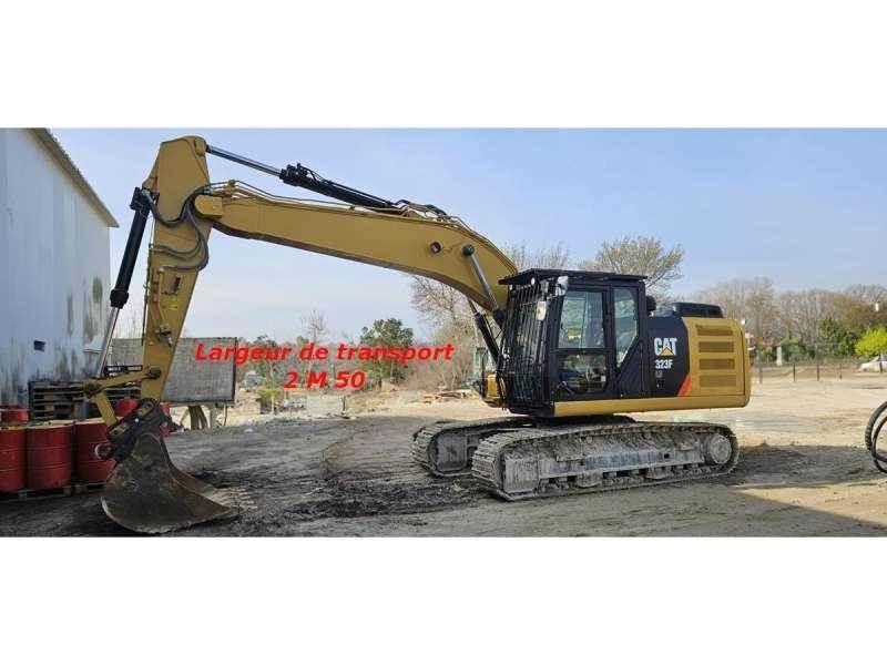 CAT 323F Lánctalpas kotrók