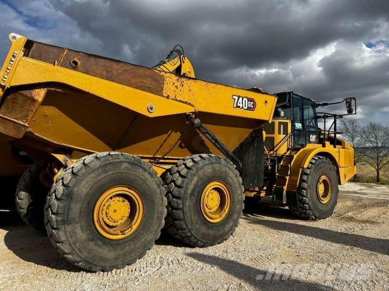CAT 740GC Csuklósdömperek