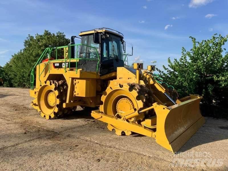 CAT 825H Hulladéktömörítők