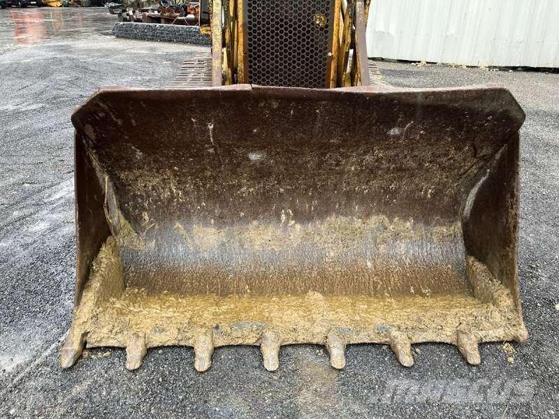 CAT 933C Lánctalpas homlokrakodók