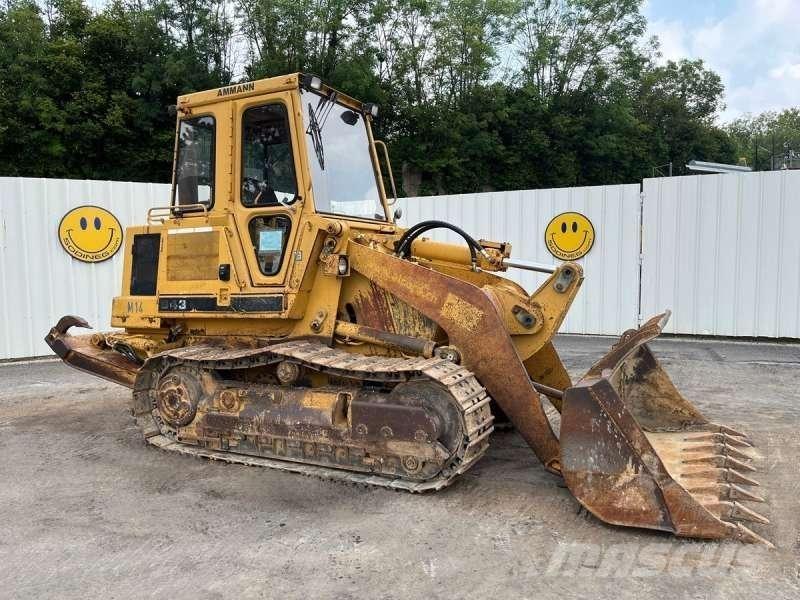 CAT 943 Lánctalpas homlokrakodók