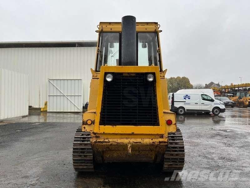 CAT 953 Lánctalpas homlokrakodók