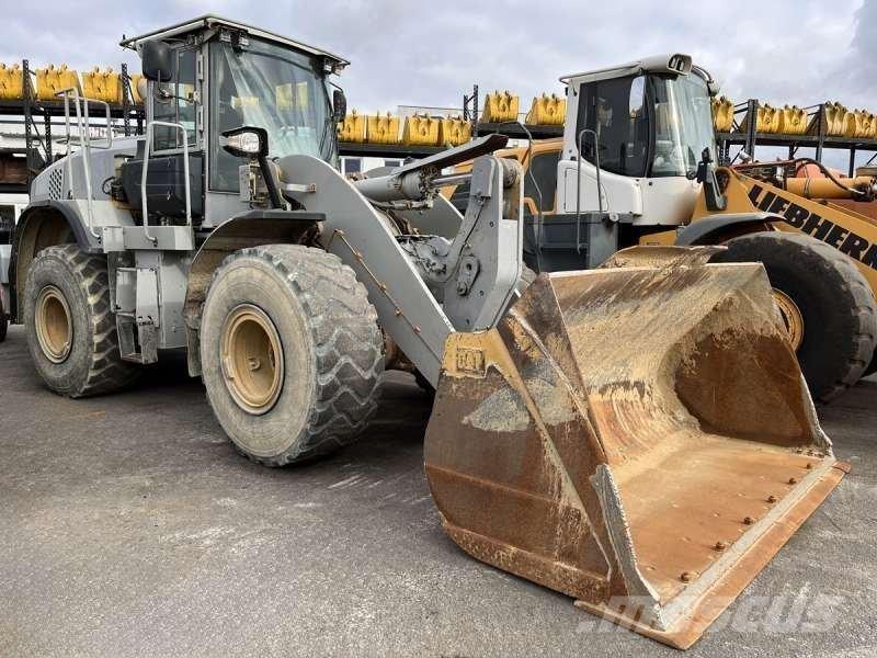 CAT 962K Gumikerekes homlokrakodók