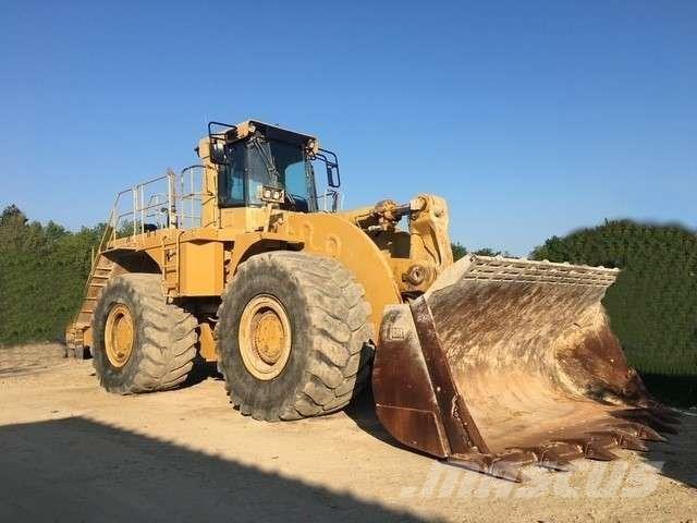 CAT 990 Gumikerekes homlokrakodók