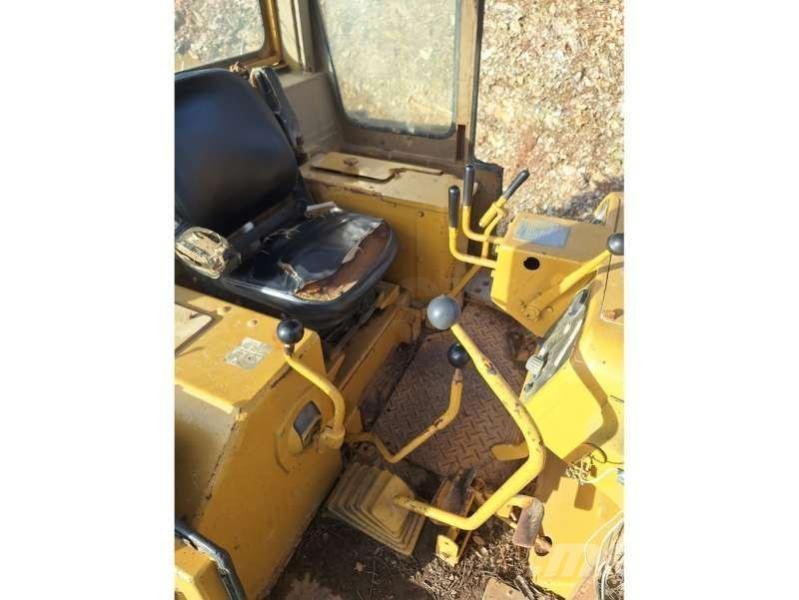 CAT D6D lánctalpas dózerek