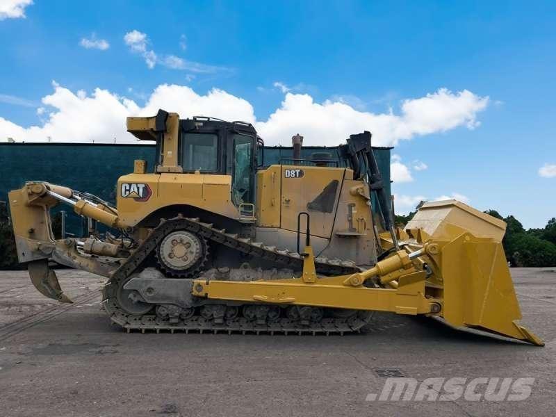 CAT D8T lánctalpas dózerek