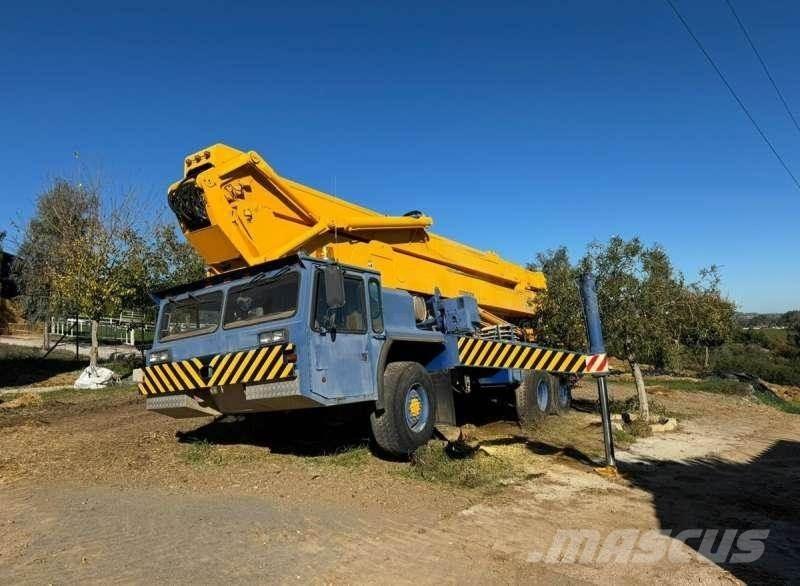 Condor 125/S Terepdaruk