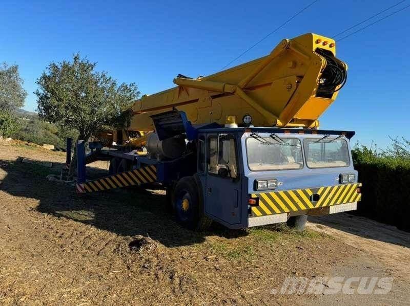 Condor 125/S Terepdaruk