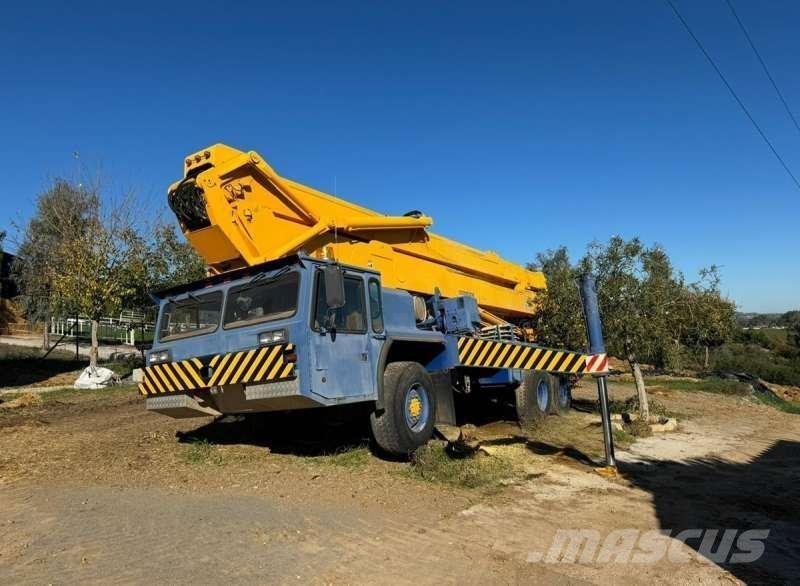 Condor 125/S Terepdaruk