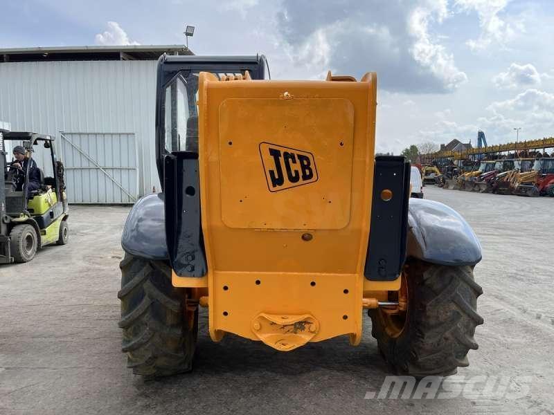 JCB 532-120 Teleszkópos rakodók