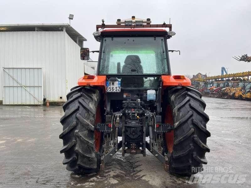 Kubota M108S Traktorok