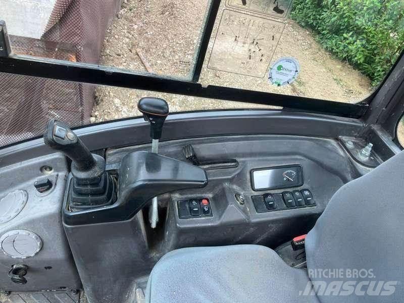 Volvo ECR25D Mini kotrók < 7t