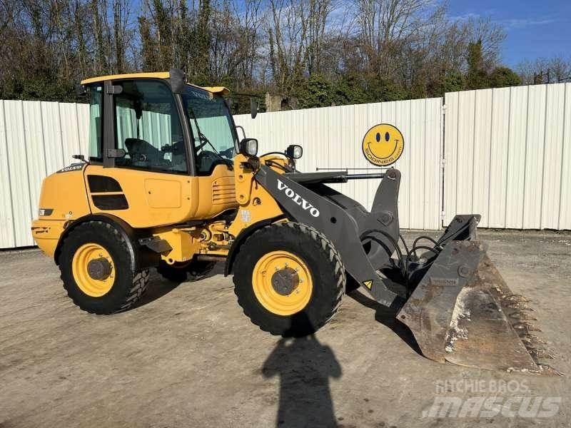 Volvo L28F Mini homlokrakodók