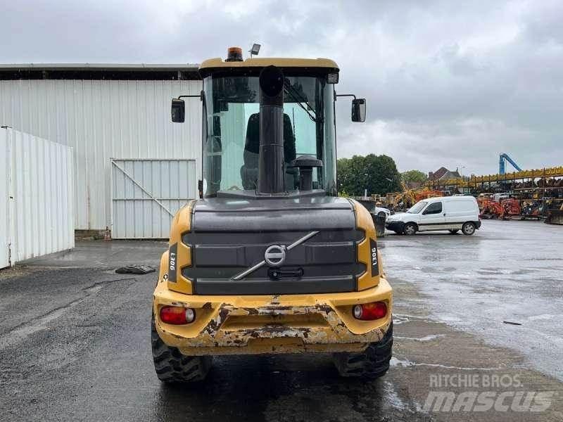 Volvo L30G Mini homlokrakodók