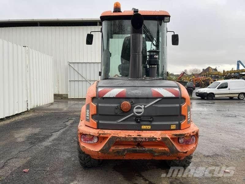 Volvo L30G Mini homlokrakodók