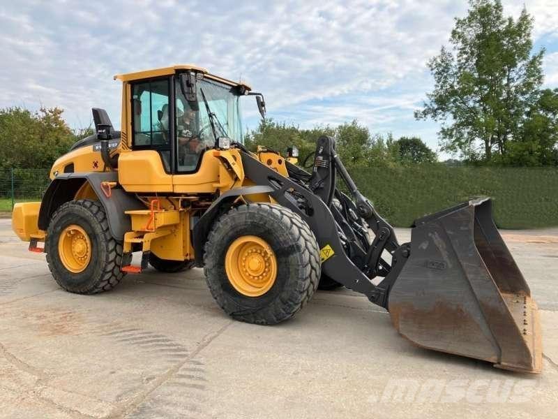 Volvo L90H Gumikerekes homlokrakodók