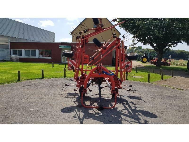 Kuhn GF7802 Rendkészítő