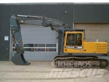 Åkerman EC230B Lánctalpas kotrók