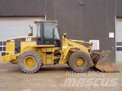 CAT 938G Gumikerekes homlokrakodók