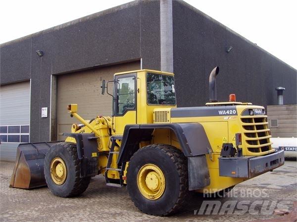 Komatsu WA420-3H Gumikerekes homlokrakodók