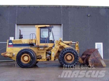 Komatsu WA450-1 Gumikerekes homlokrakodók
